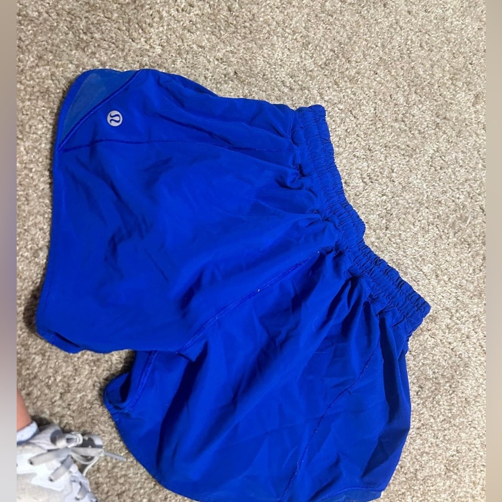 COPY - Size 4 Lululemon Hotty hot shorts. Perfect condition